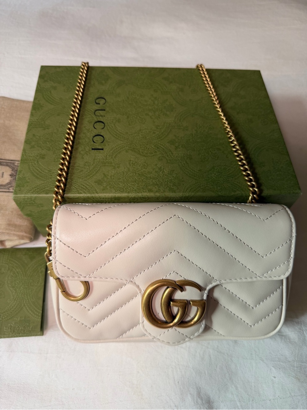 Gucci Small Chevron Leather Crossbody in Light Beige with Gold Hardware